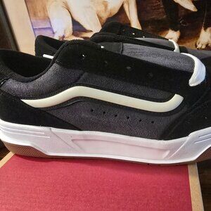 Vans Hylane Skate Sneakers Shoes Black/White/Gum VN000D26BMA Mens 10.5 US NEW